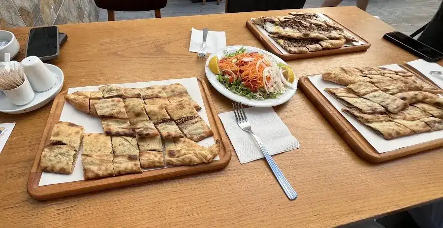 Bizler Pide Salonu fotoğraf 2
