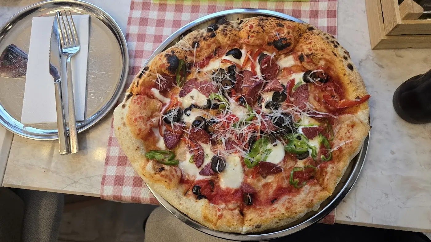 Pizzeria Artisan Napoletana