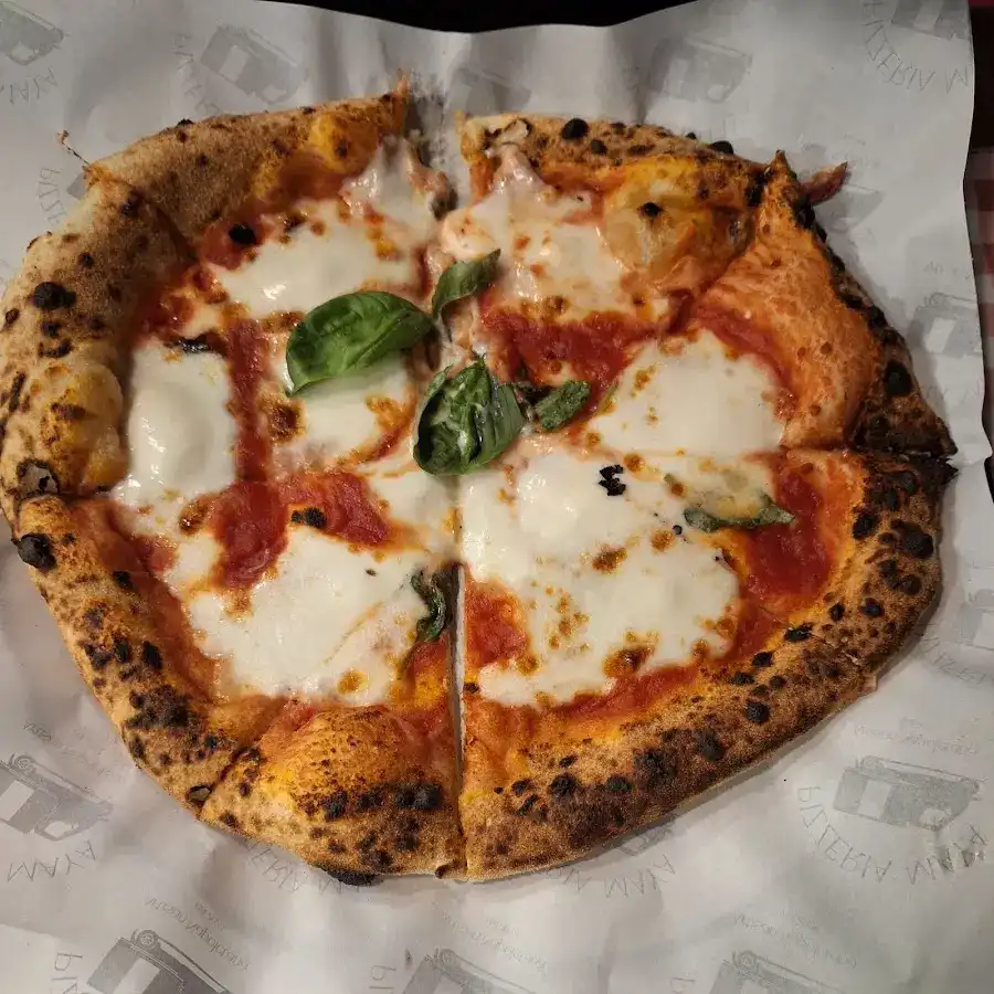 Pizzeria Artisan Napoletana fotoğraf 3