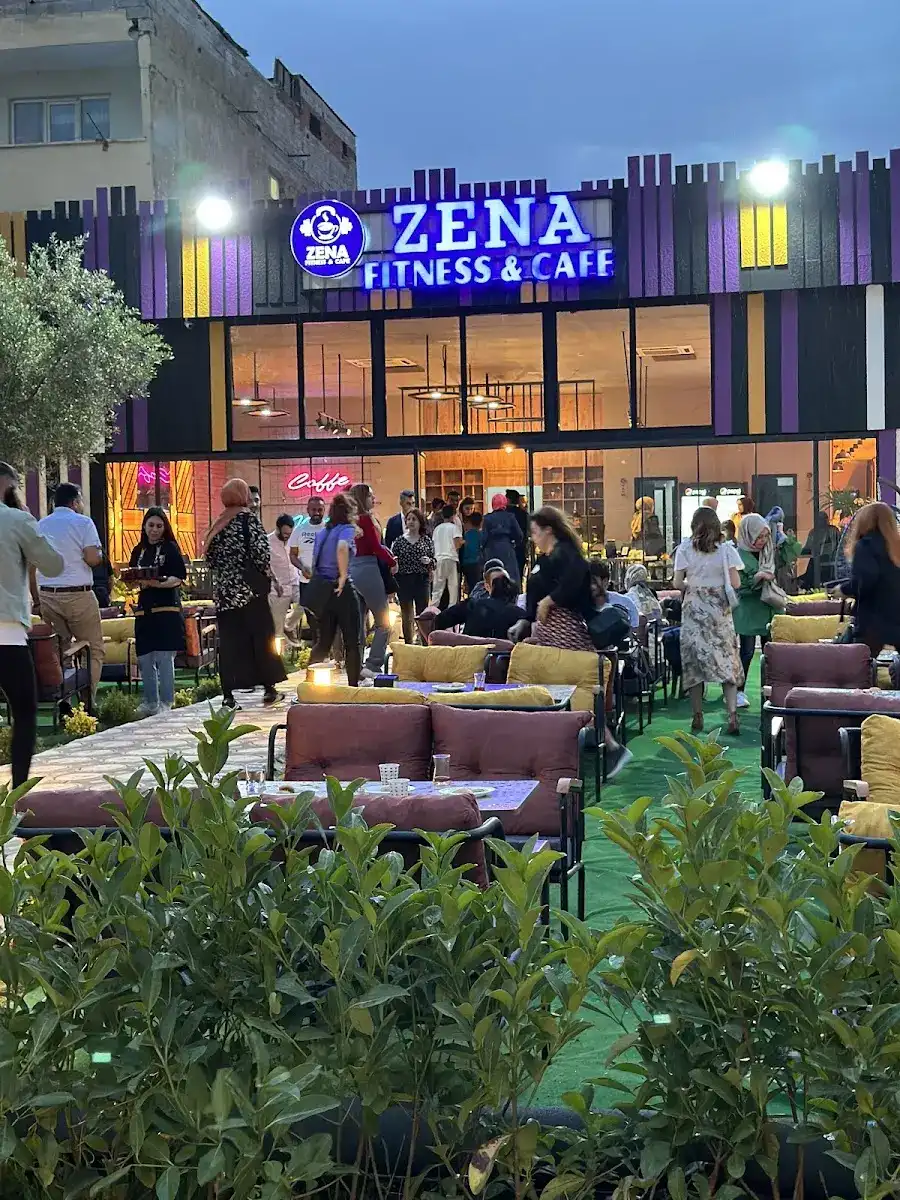 Zena Fitnesscafe