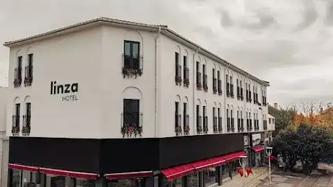 Linza Hotel
