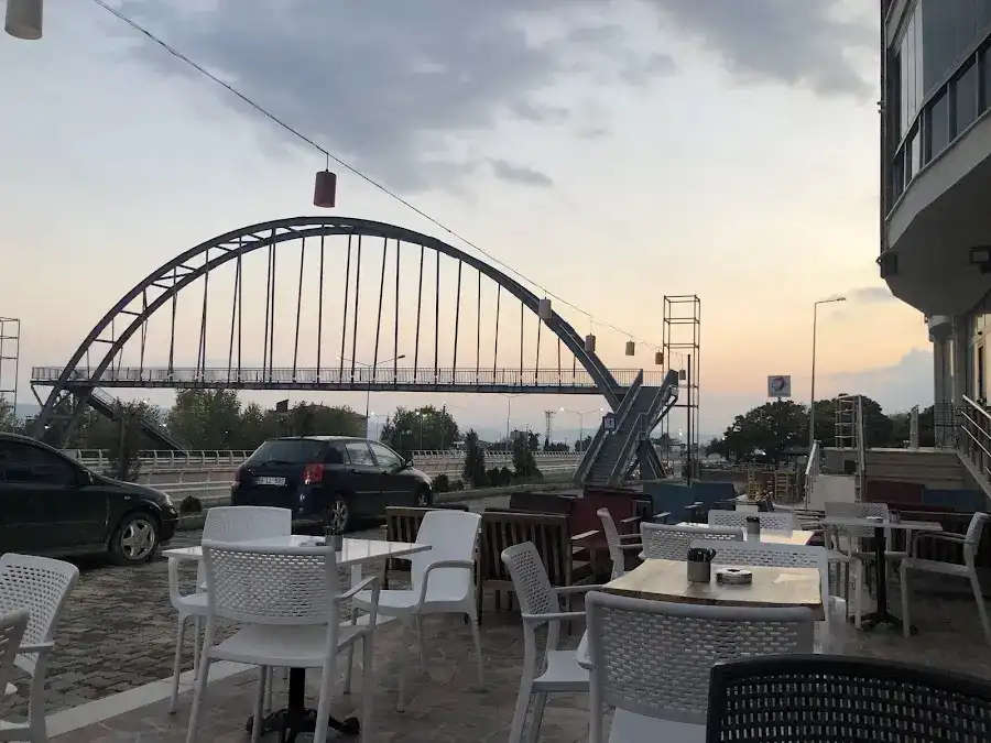 Kahverengi Kafe