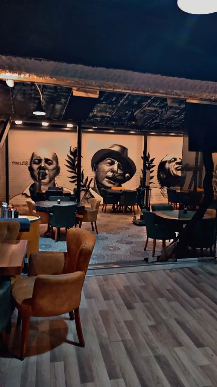 Cafe Sekiz