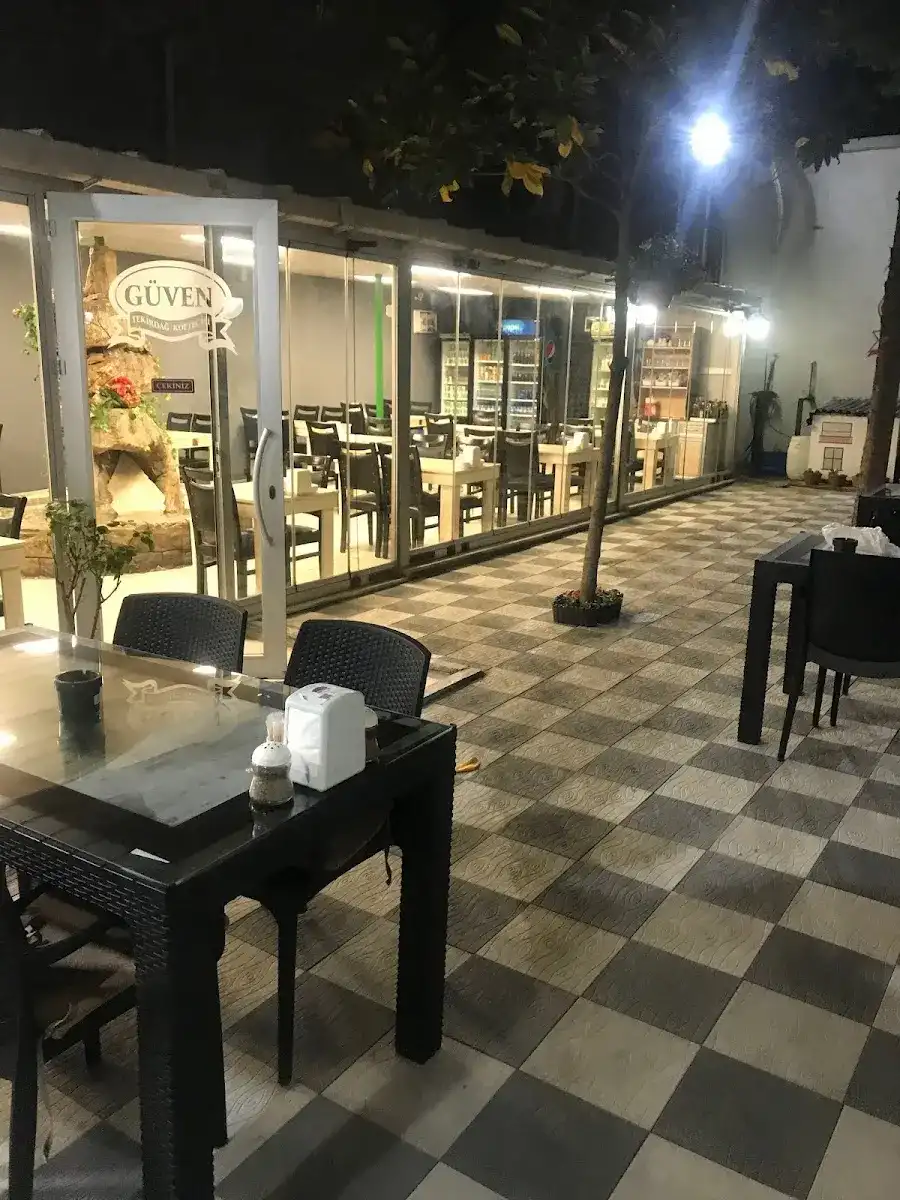 Güven Tekirdağ Köftecisi (güven köfte salonu) fotoğraf 3