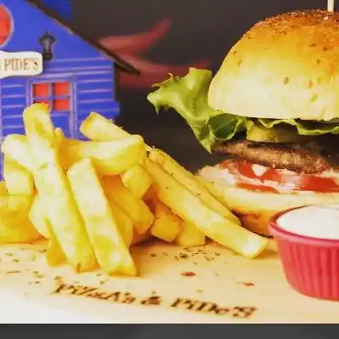 Pizzas Pides fotoğraf 3