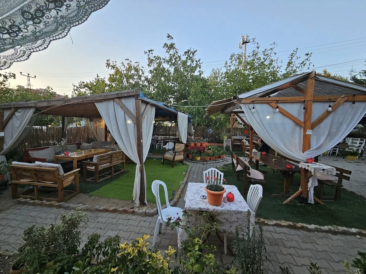 Sardunya Bahçe Mantı & Kahvaltı Evi