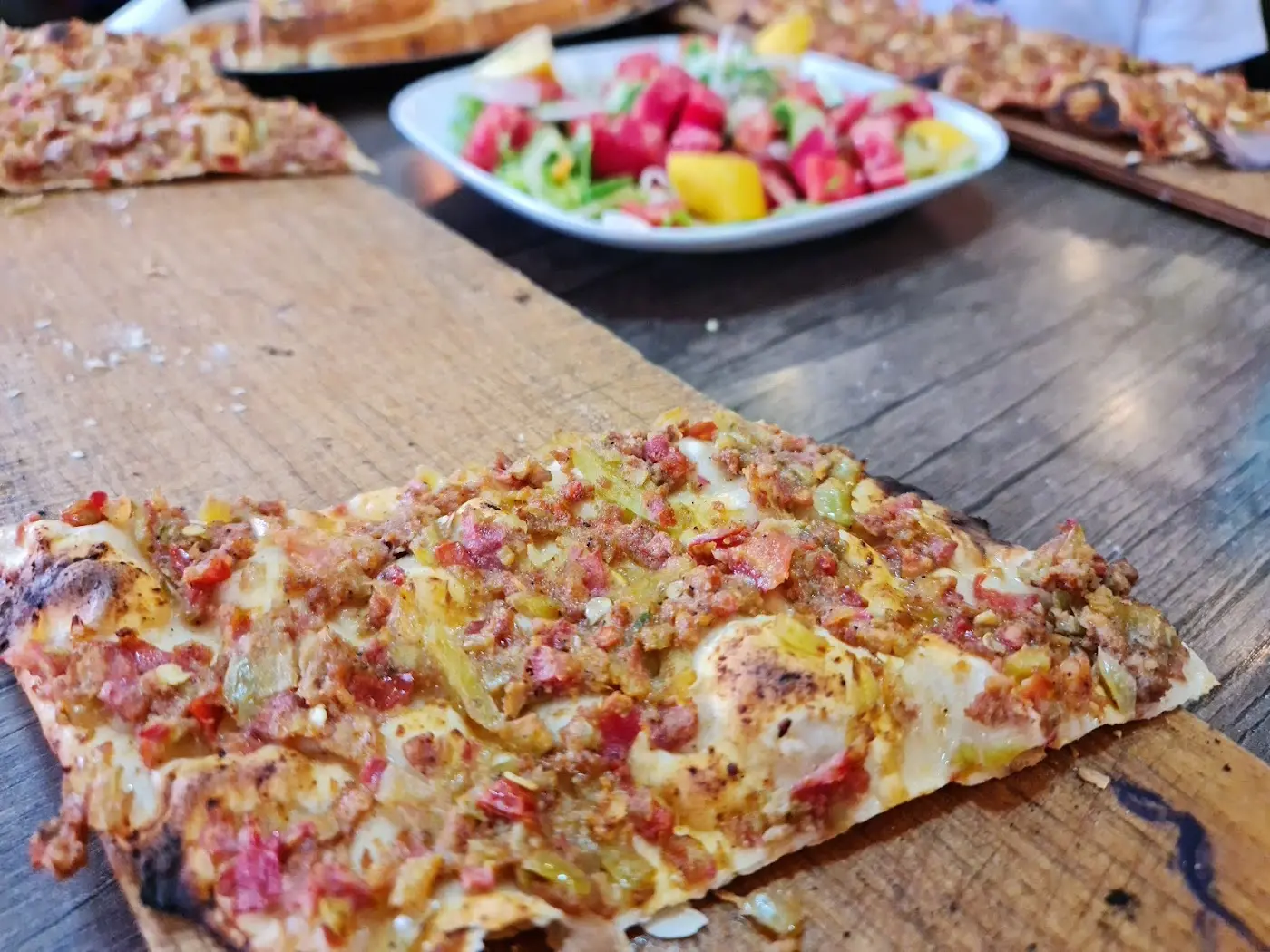 Nizzam lahmacun pide kebap salonu fotoğraf 2