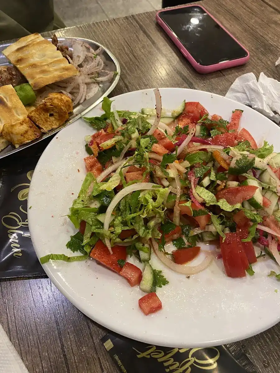 Nizzam lahmacun pide kebap salonu fotoğraf 3