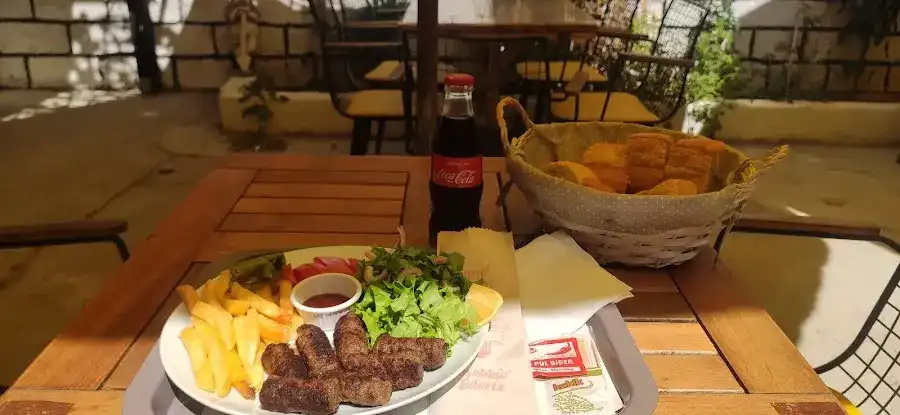 Saklı Bahçe Fast-food fotoğraf 3