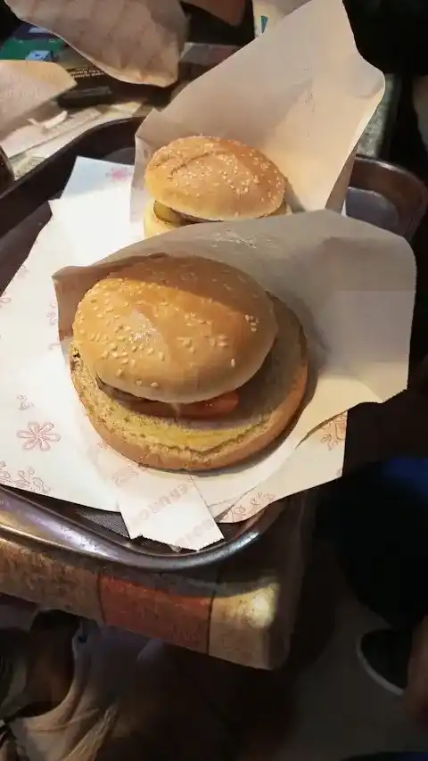 Stop Burger fotoğraf 2