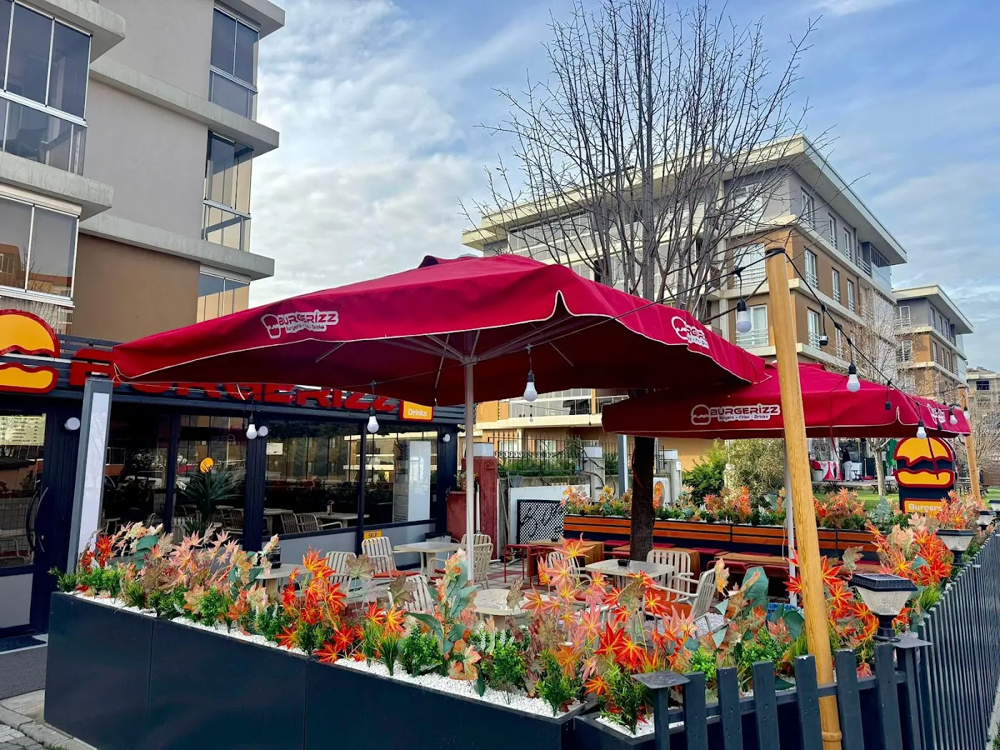 BURGERİZZ | Burgers & Fries | Tekirdağ Burger