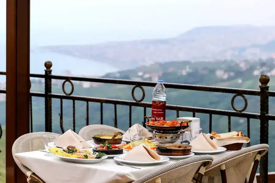 Akpınar Restaurant Akçaabat Köfte fotoğraf 2