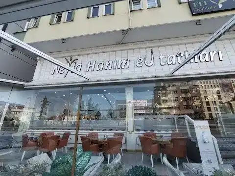 Nejla Hanımın Meşhur Laz Böreği