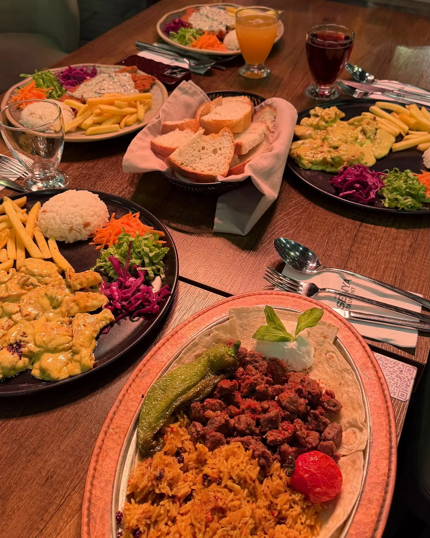 The Arsenya Restaurant fotoğraf 2