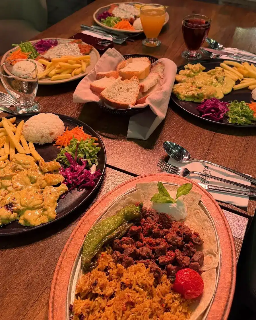 The Arsenya Restaurant fotoğraf 2