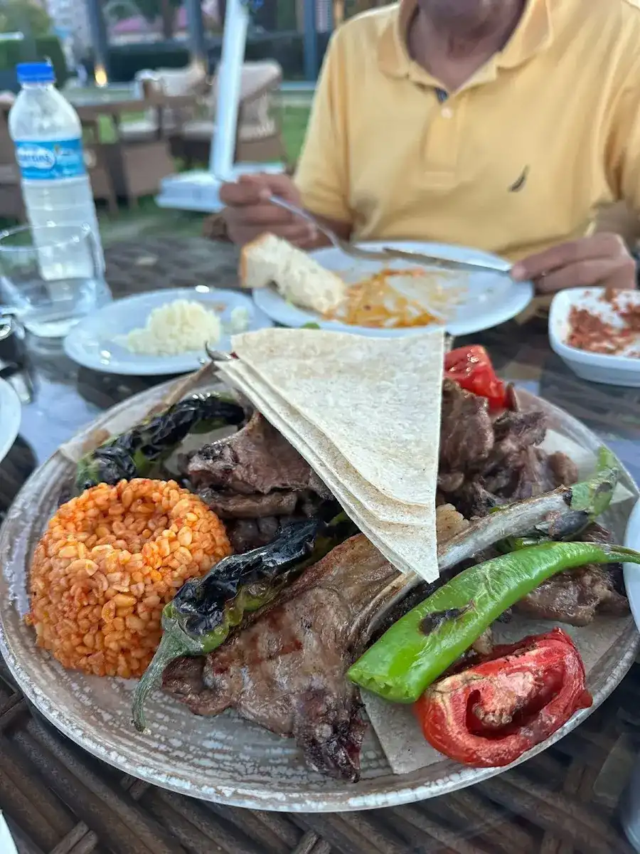 Beşikdüzü Topaloğlu Restoran fotoğraf 2