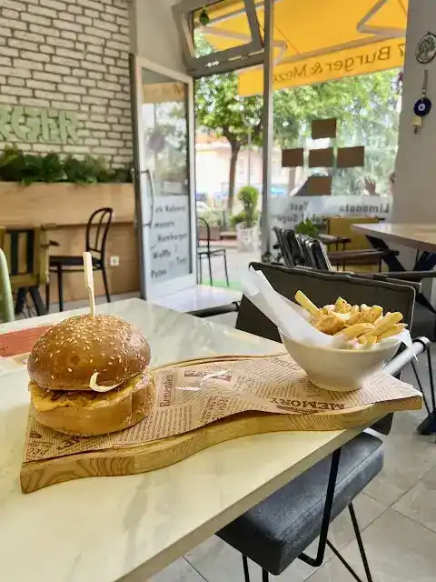 107 TOAST & BURGER fotoğraf 2