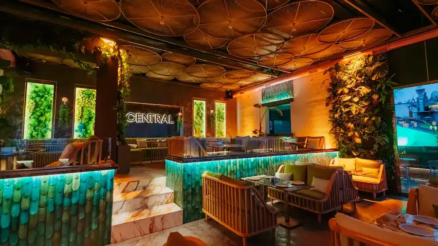 CENTRAL STEAK LOUNGE HOOKAH