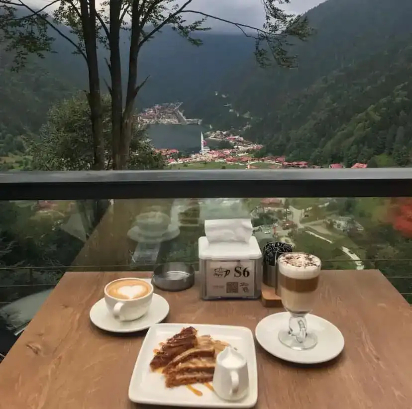 Akyüz Cafe Restaurant fotoğraf 2