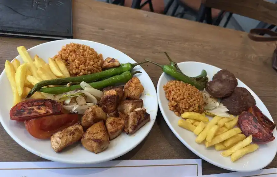 Akyüz Cafe Restaurant fotoğraf 3