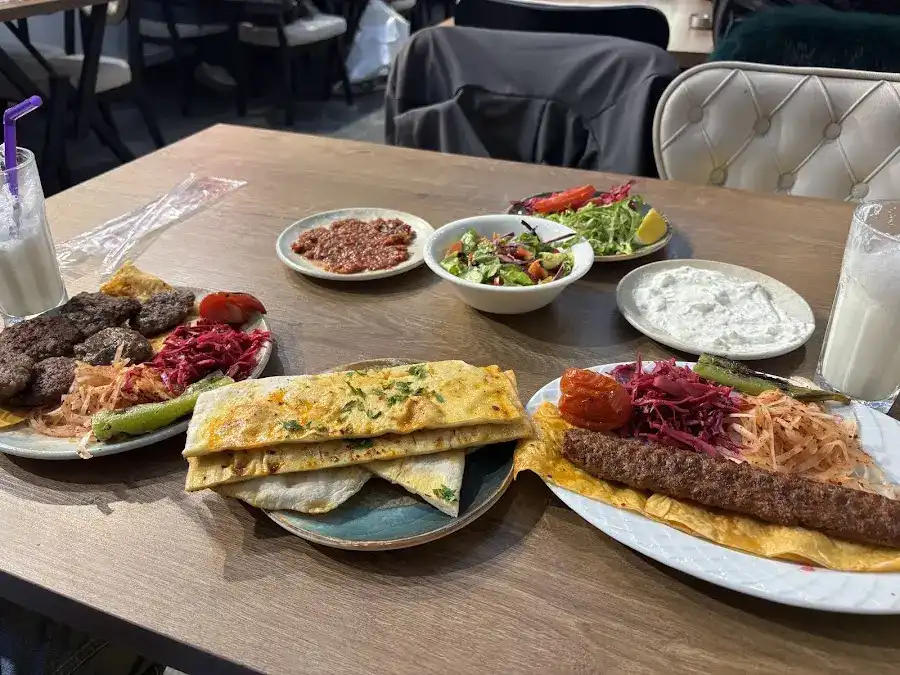 Kalyoncu Kebap & Restaurant fotoğraf 3