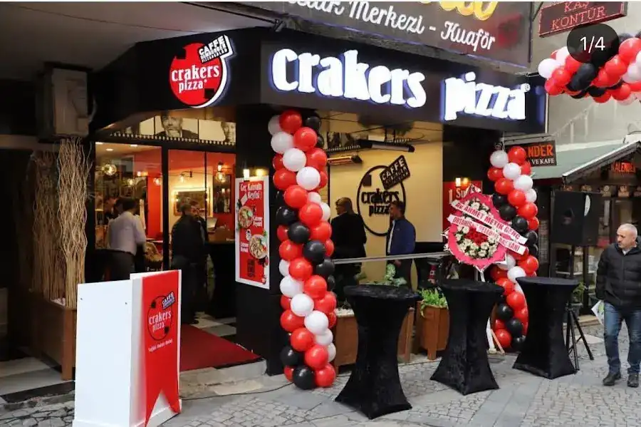 Crakers Pizza Uzun Sokak
