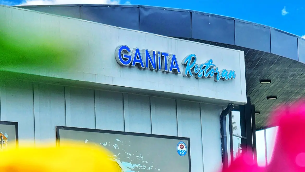 Ganita Restaurant