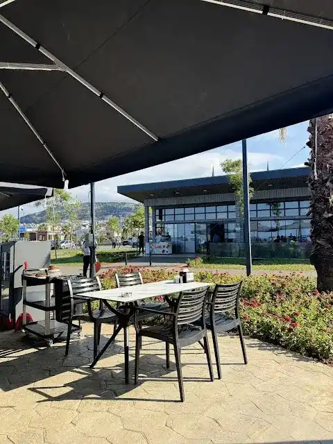 Mendirek Kafe Restoran
