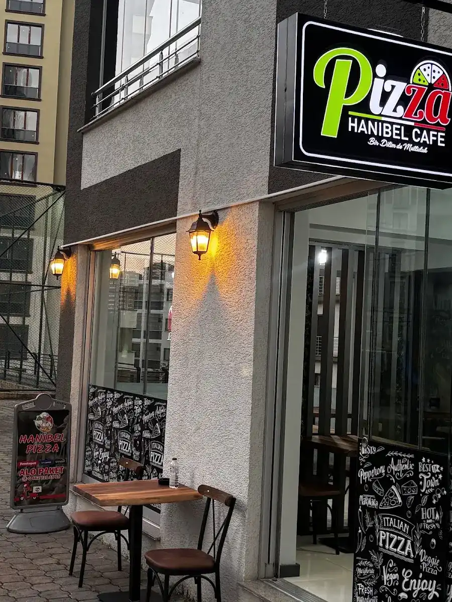 hanibel pizza هانیبِل بیتزا