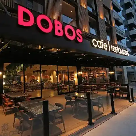 Dobos Lounge