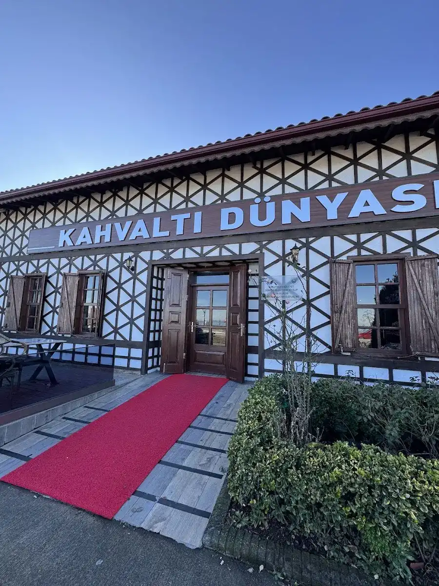 Sürmene Kahvaltı Dünyası Cafe Restaurant fotoğraf 3