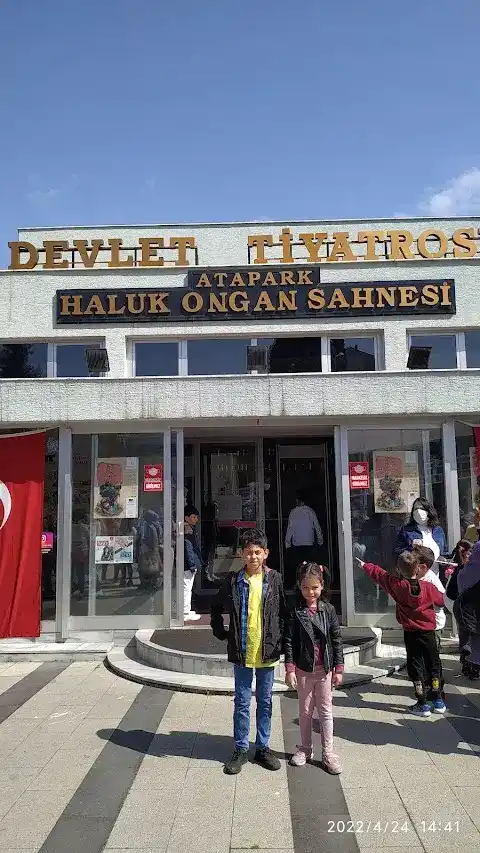 Devlet Tiyatrosu Haluk Ongan Sahnesi fotoğraf 2