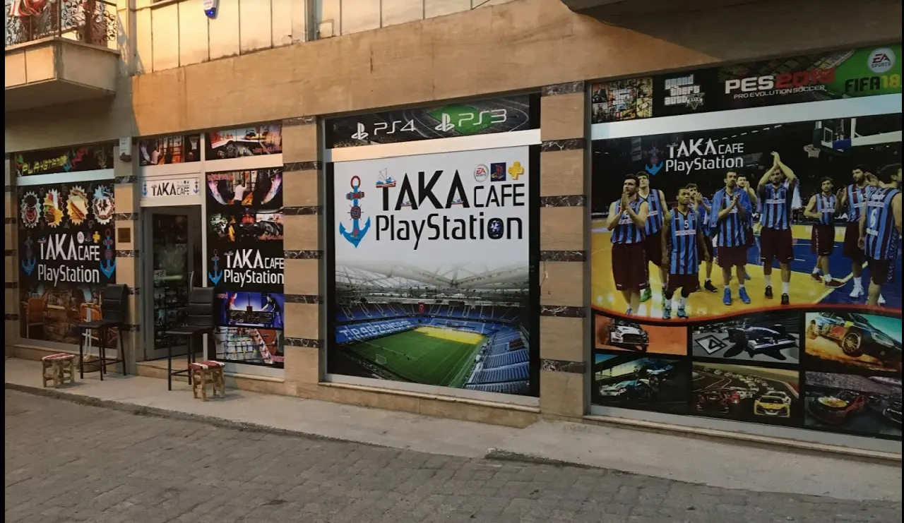 TaKa BURGER & Playstation fotoğraf 2