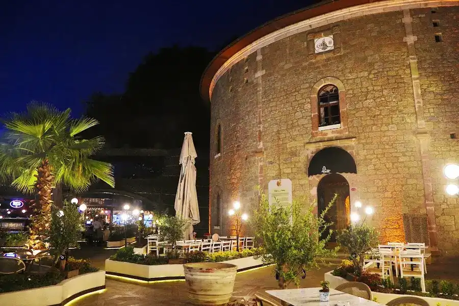 Cephanelik Hotel Trabzon