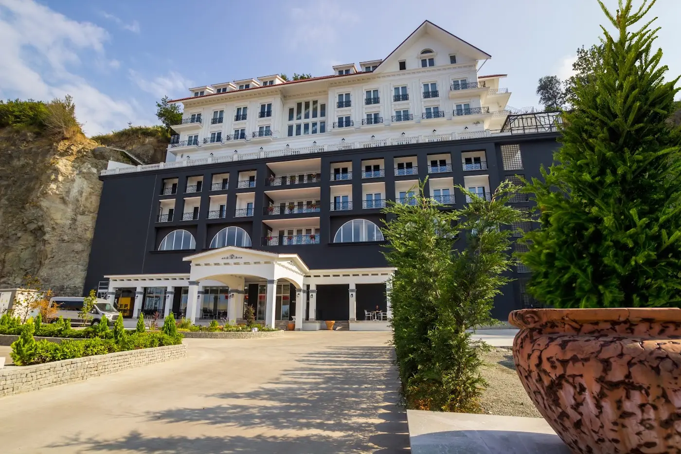 MELL BOUTIQUE HOTEL