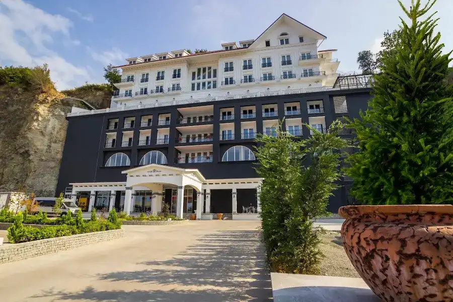 MELL BOUTIQUE HOTEL
