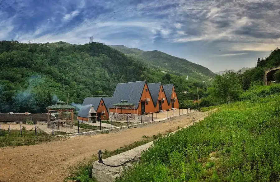 UZUNGÖL ÇAYKARA BUNGALOV