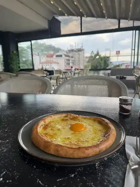 VERA SERENDER RESTORAN Pide - Kahvaltı - Et - Köfte - Balık fotoğraf 3