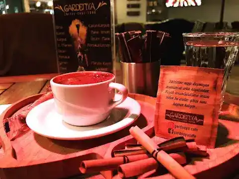 Gardenya Cafe & Cake & Food fotoğraf 3