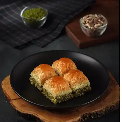 Öz Diyarbakır Burma Kadayıf baklava künefe fotoğraf 2