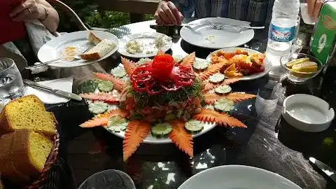 Vakfıkebir Yakamoz Köfte & Balık Lokantası fotoğraf 2
